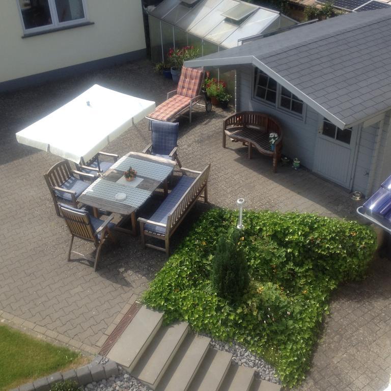 Eifelland-Ferien Apartment Келберг Екстериор снимка