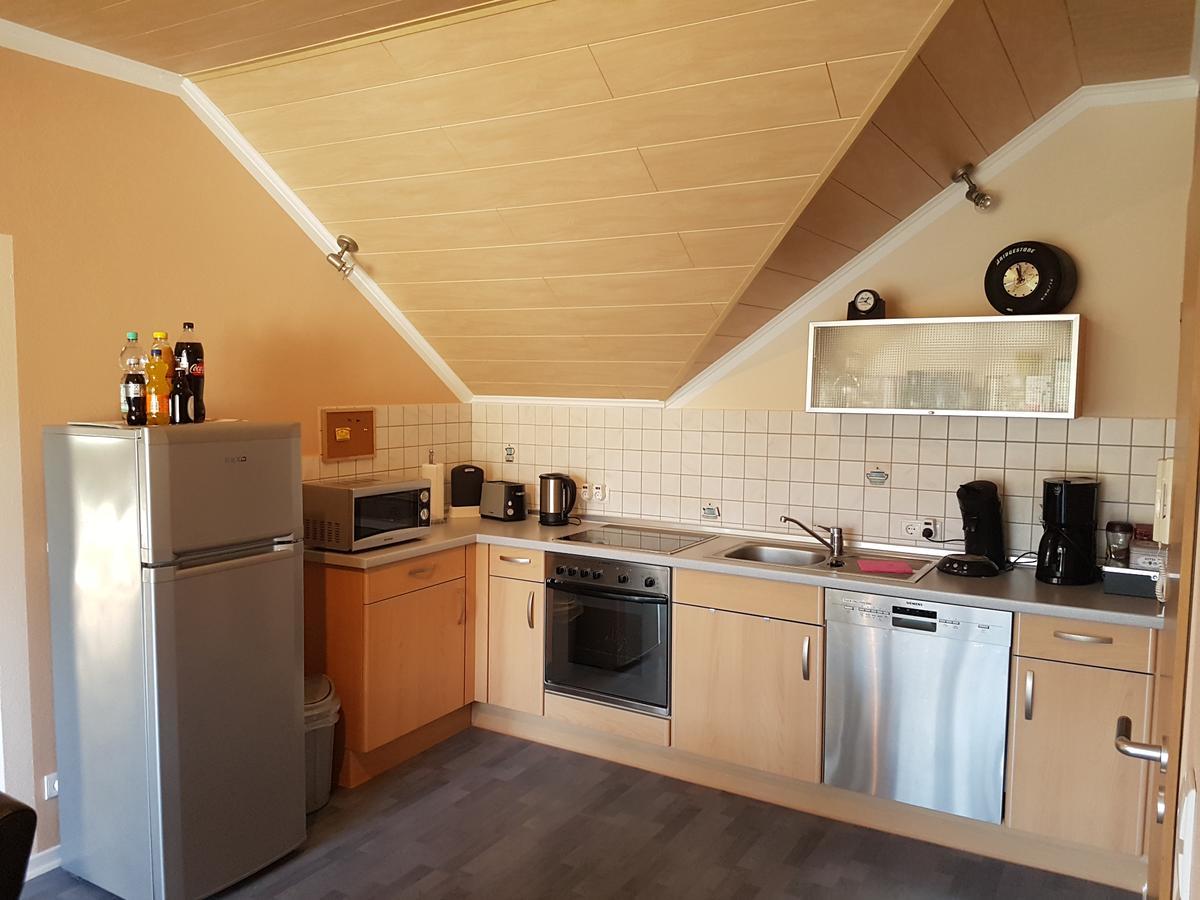 Eifelland-Ferien Apartment Келберг Екстериор снимка